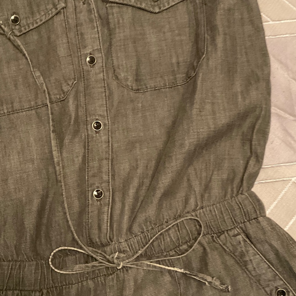 Dex Sleeveless Button-Front Romper in Charcoal Gray - Picture 2 of 6